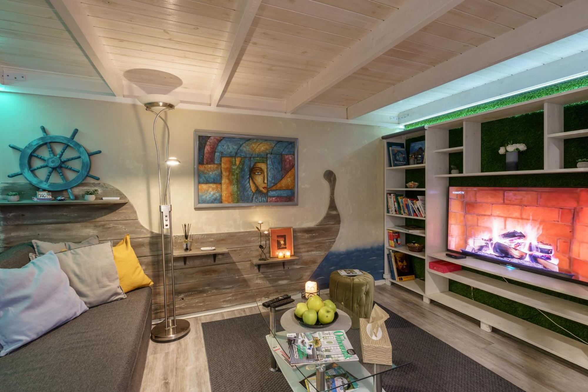 Barka In Downtown Buda Apartment Budapest
